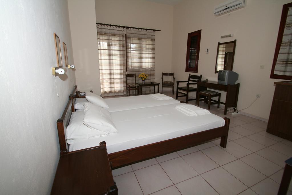 Fokion Studios Lakithra Room photo